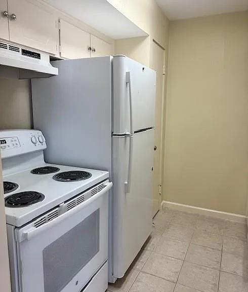 2201 Fountain View Dr #40F — Photo 4
