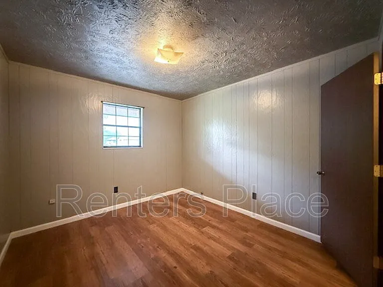 812 S Adair St — Photo 7