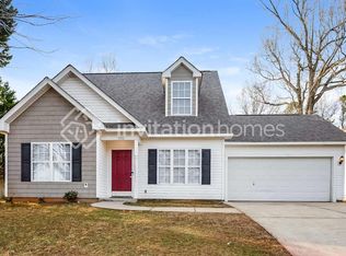 4726 Eastwycke Place Dr, Charlotte, NC 28215