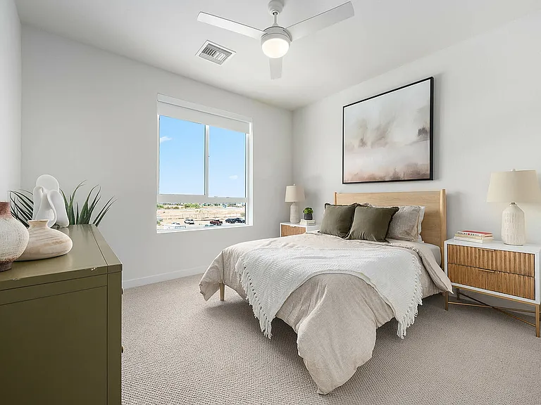 Navona-0625-MM-Townhome-second bedroom-1