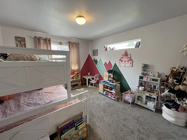1716 Kade Ct — Photo 24