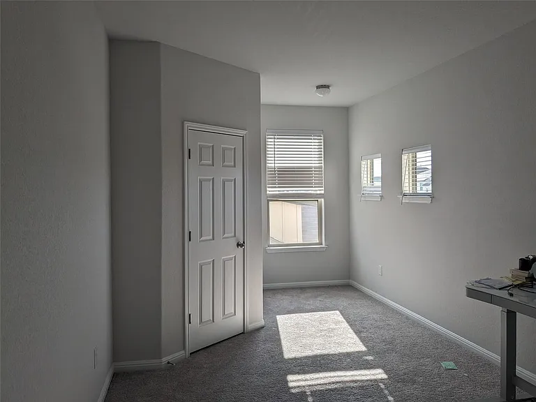 105 Durmont Pass — Photo 16