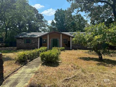 2016 Hillcrest Rd, Mobile, AL, 36695