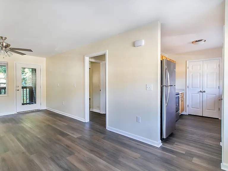 605 Carlyle Way — Photo 13