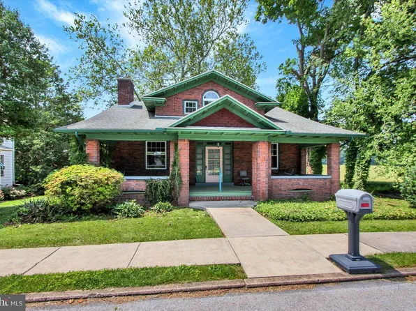 224 W Main St, New Freedom, PA 17349