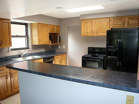 5th image of 5562 Antoninus Dr
