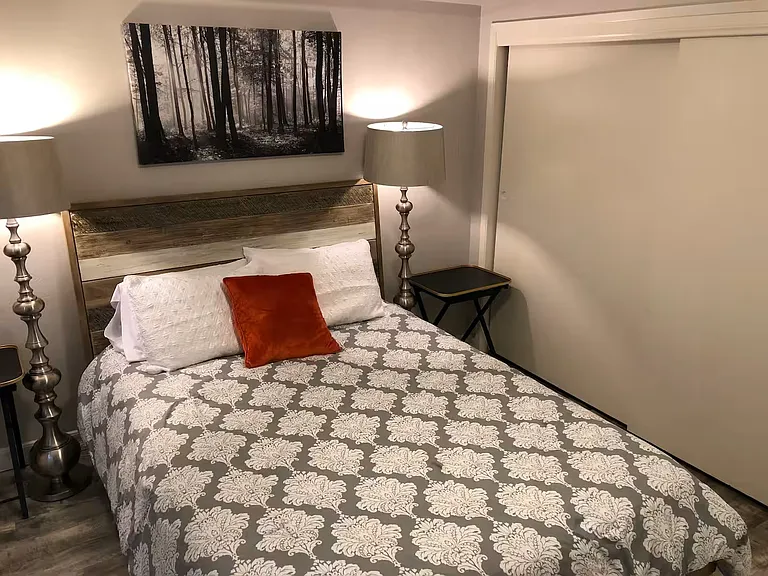 2055 Albatross St #6 — Photo 12