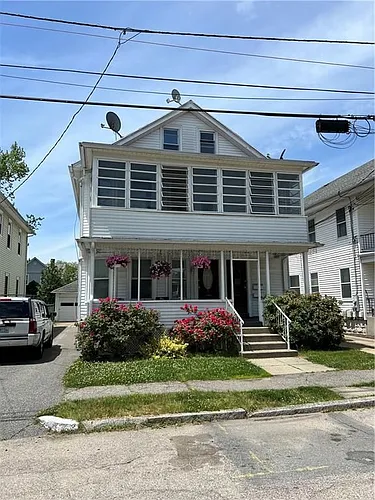 22 Ingleside Ave Photo 1
