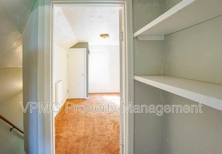 3956 Columbia Heights Rd — Photo 34