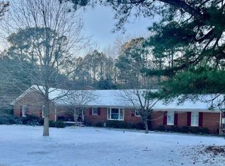 446 Carpenter Dr, Waverly, VA 23890