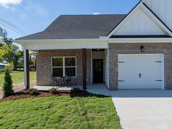 2nd image of 2221 Jenkins Rd #103