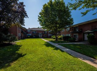 Meadow View Apartments, Highland Park, NJ 08904