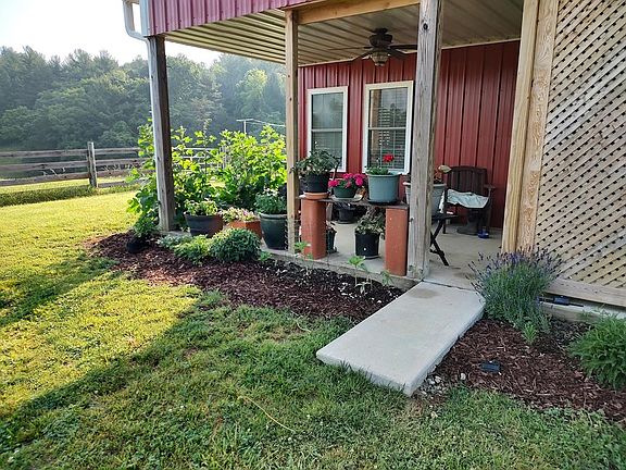 3rd image of 1140 Powder Mill Rd