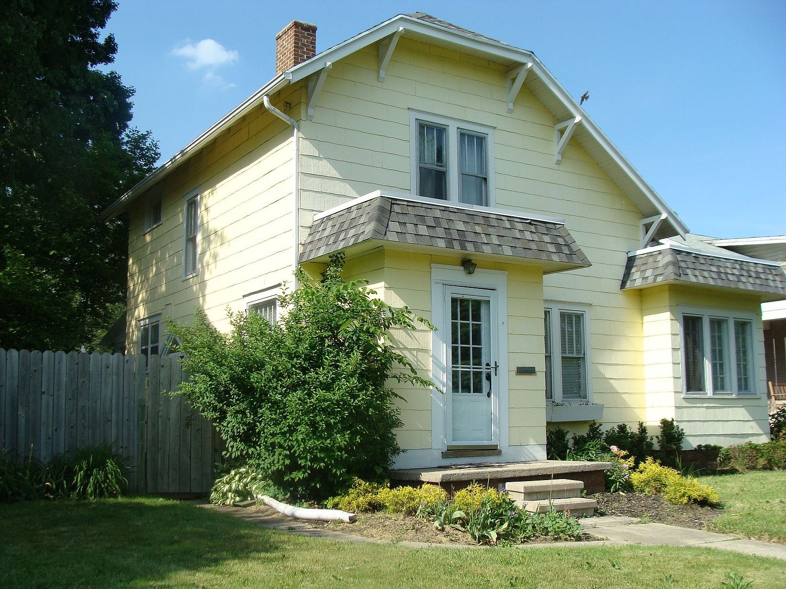 904 Michigan Ave, East Lansing, MI 48823 Zillow