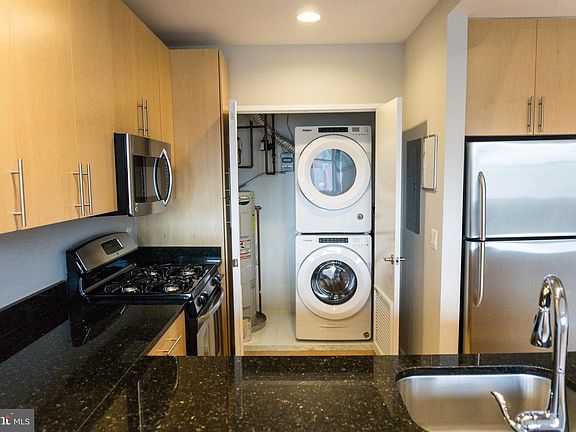5th image of 3800 Lee Hwy Unit 204
