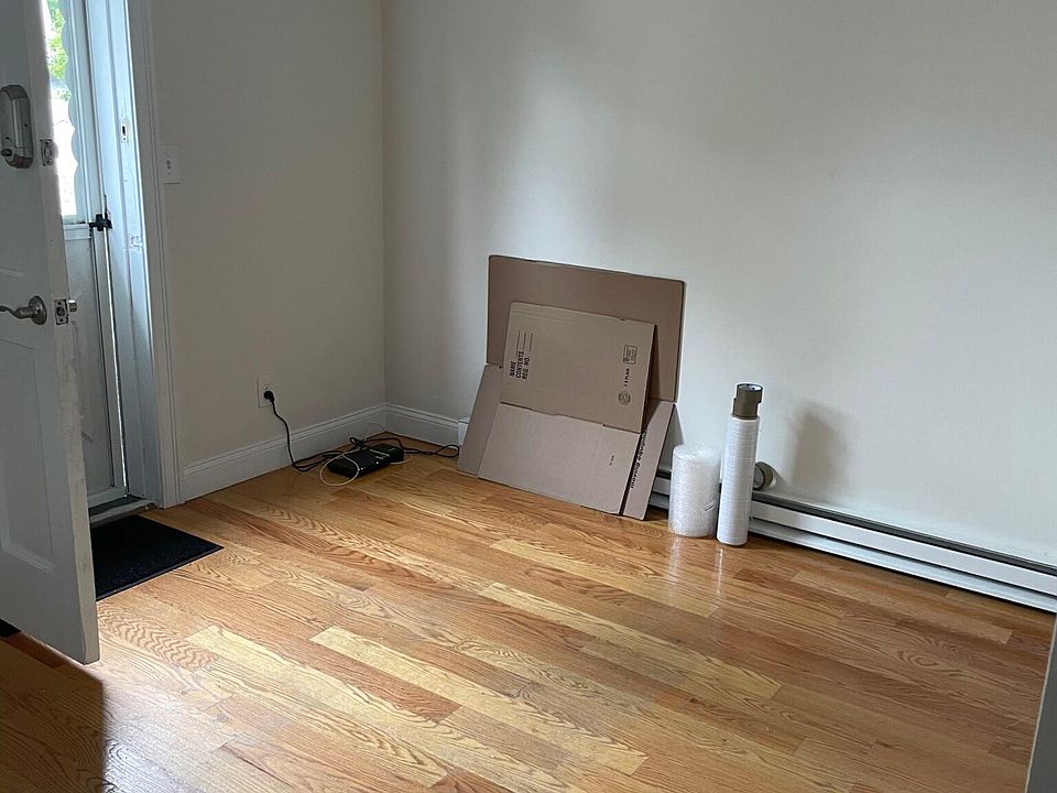 2nd image of 11 Brown St #13