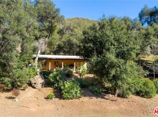 118 W Carlisle Rd, Thousand Oaks, CA 91361