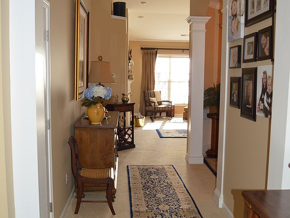 3rd image of 3804 Thadeus Ct