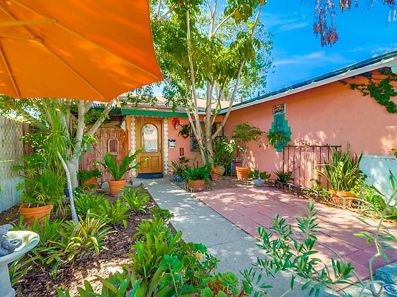 3rd image of 8723 Potrero St