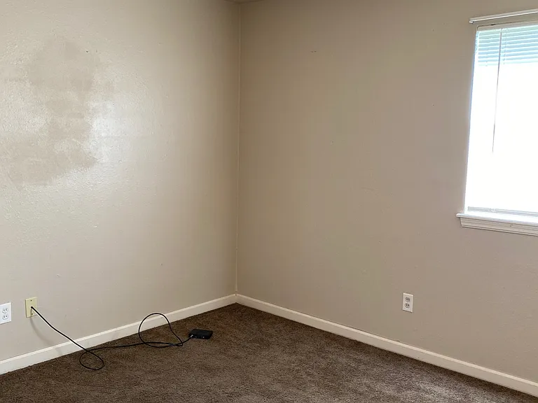 4808 Sunset Ter — Photo 6