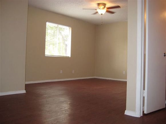 2nd image of 126 W Alpine Rd APT 121
