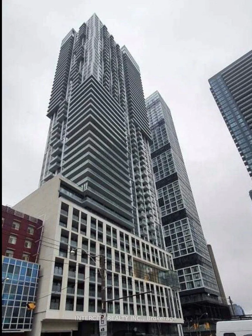 251 Jarvis St #529 photo 1