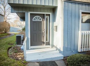 401 Plymouth Colony UNIT 401, Branford, CT 06405