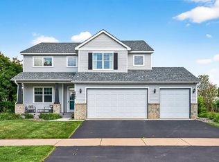 6860 Peony Ln N, Maple Grove, MN 55311