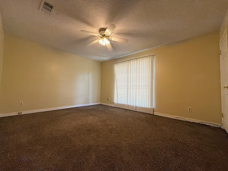 6316 Harvard Ct — Photo 11