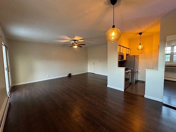 2nd image of 396 Maryland Ave #3B