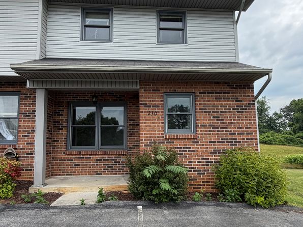 230 Oakcrest Cir #230