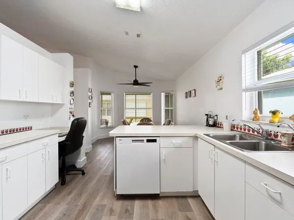 425 Banana Lane, Fort Pierce, FL 34982