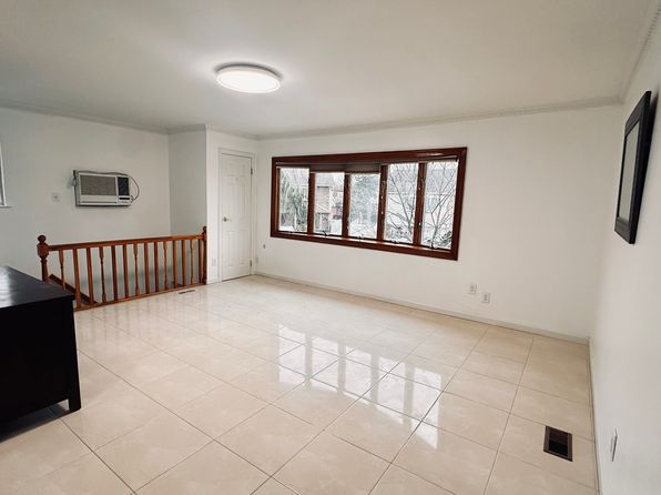3 Gold Ave Floor 2