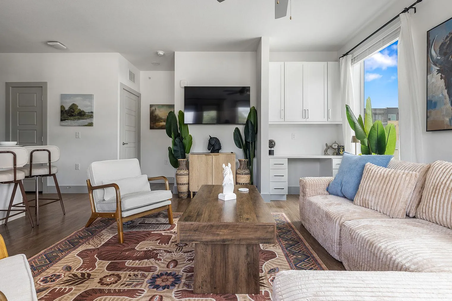2 bed, 2.0 bath, 1108 sqft, $4,616 — Photo 4