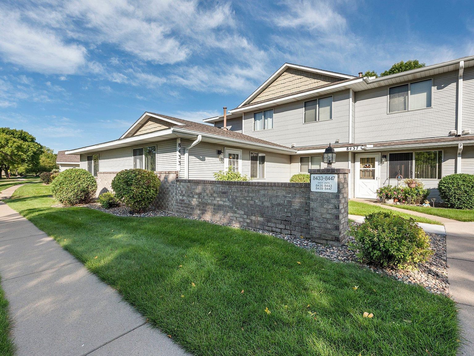 8433-s-pond-trl-champlin-mn-55316-zillow