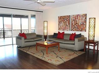 968 Uwao St, Honolulu, HI 96825