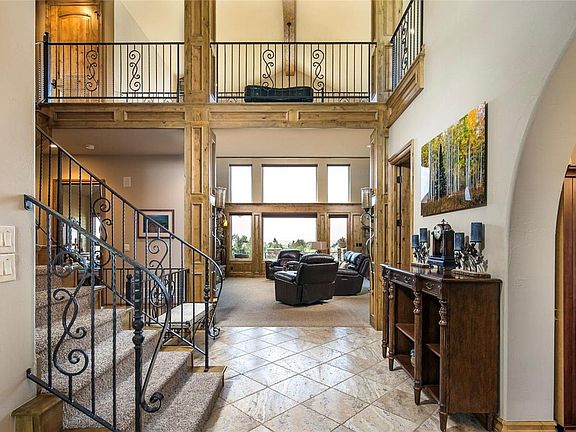 3rd image of 5475 Grand Fir Way