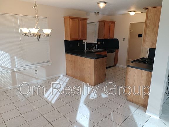 5th image of 4218 Almond Lake Dr