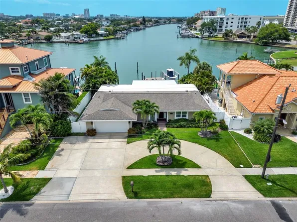 331 Palm Is SE, Clearwater, FL 33767