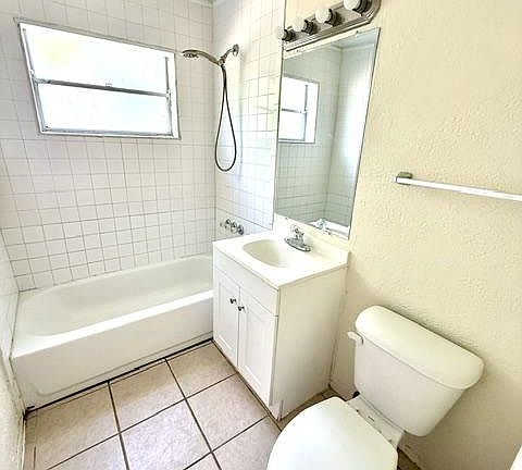 5th image of 2245 Crubo Ave