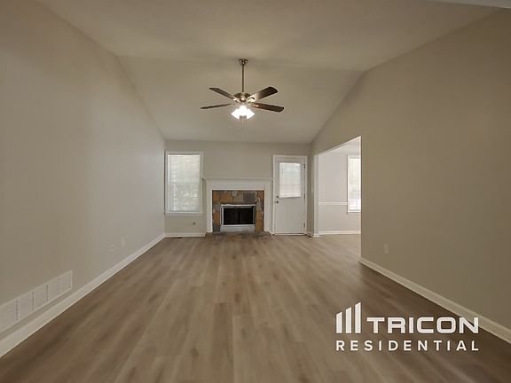 3rd image of 2295 Telluride Dr