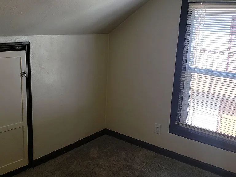 1671mi — Photo 10