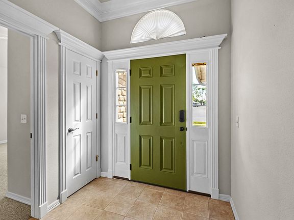 5th image of 1899 N Batsford Dr