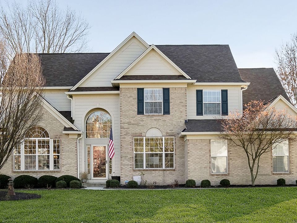 1st image of 229 E Columbine Ln