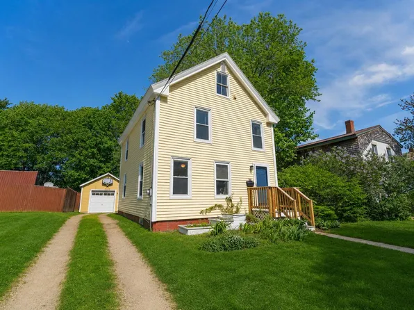 54 Chamberlain Street, Brewer, ME 04412