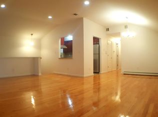 1739 201st St #2FL, Bayside, NY 11360