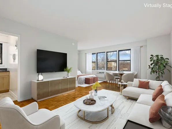 200 E 15th St, New York, NY