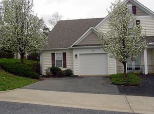 1043 Bristlecone Ln, Charlottesville, VA