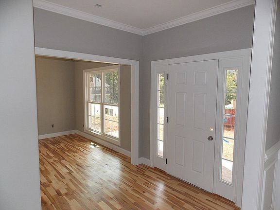 2nd image of 5608 Crooked Oak Dr