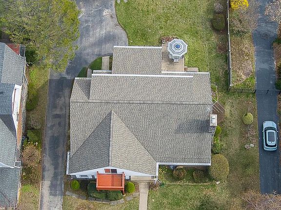 3rd image of 11 Tenby Rd